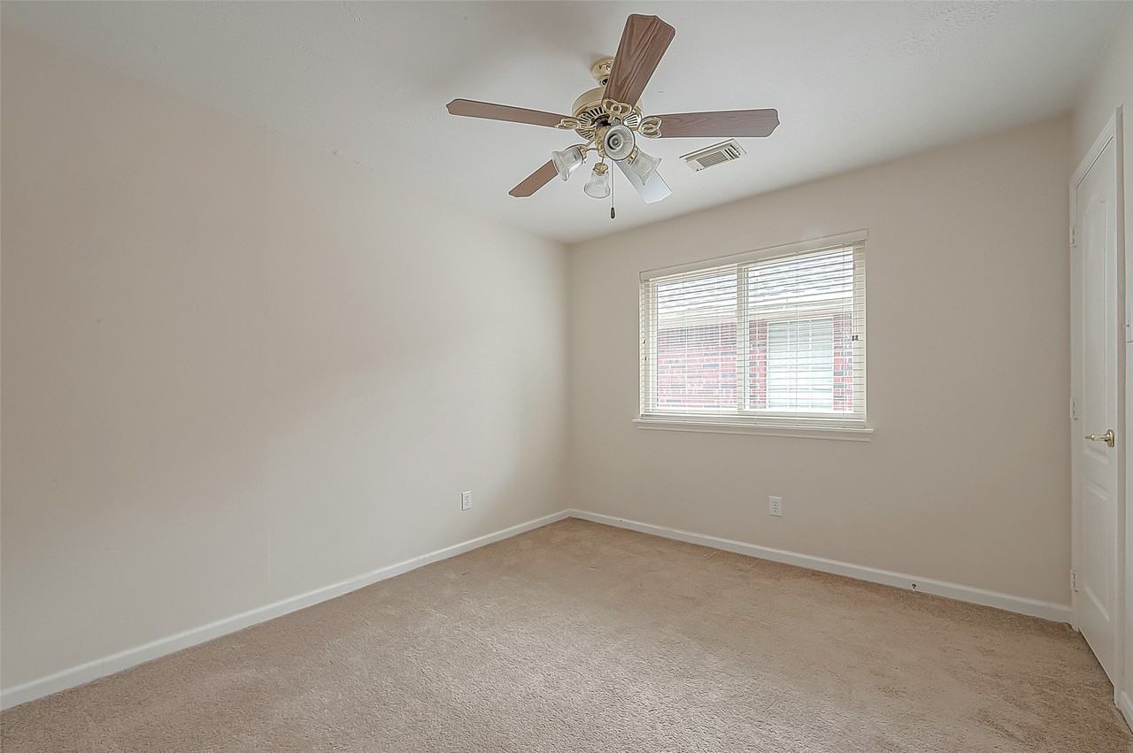 11814 Copperas Creek Dr #11814 - Photo 5 of 37