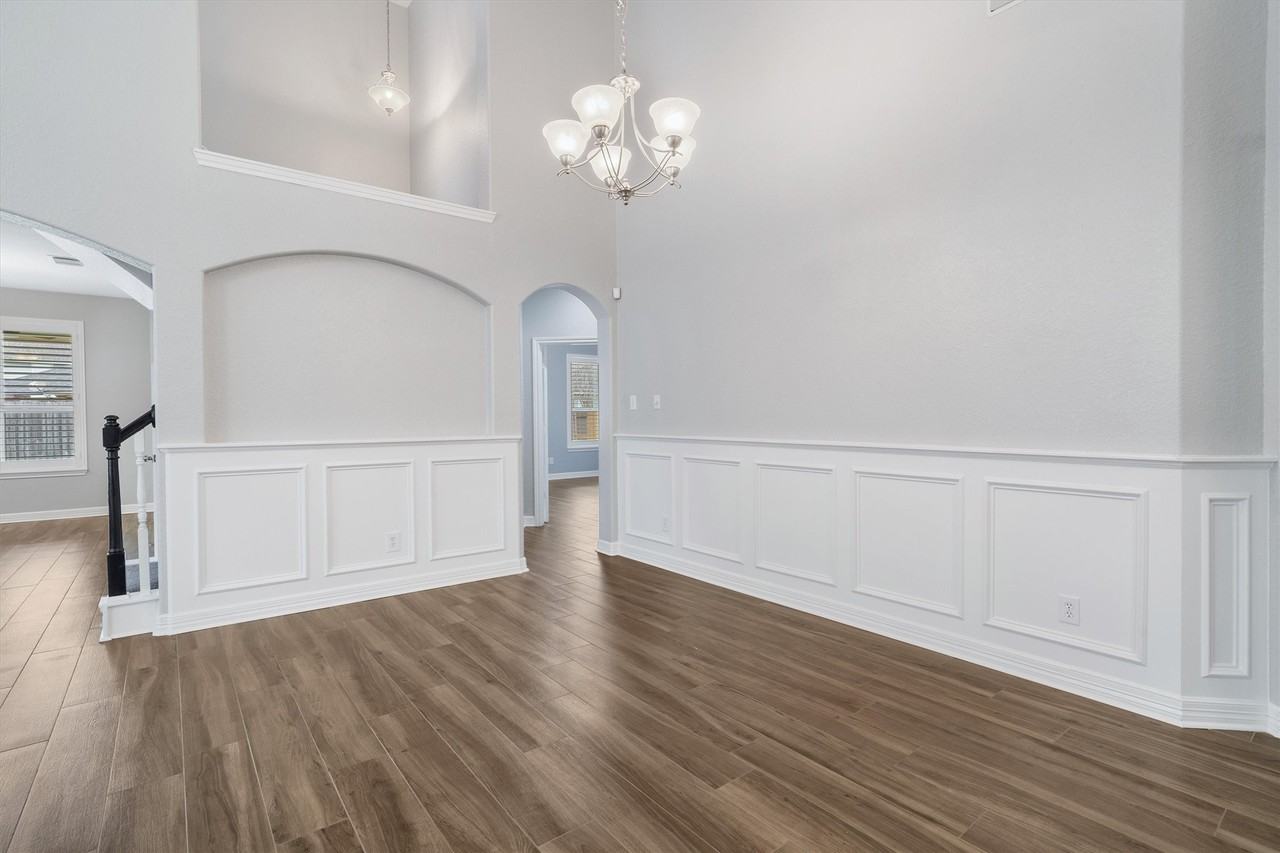 12103 Dawn Mist Ct #12103 - Photo 6 of 44