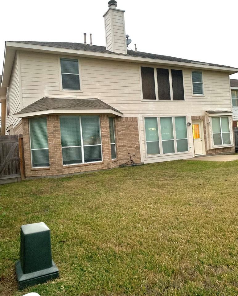 14819 Horse Creek Ln #14819 - Photo 3 of 21