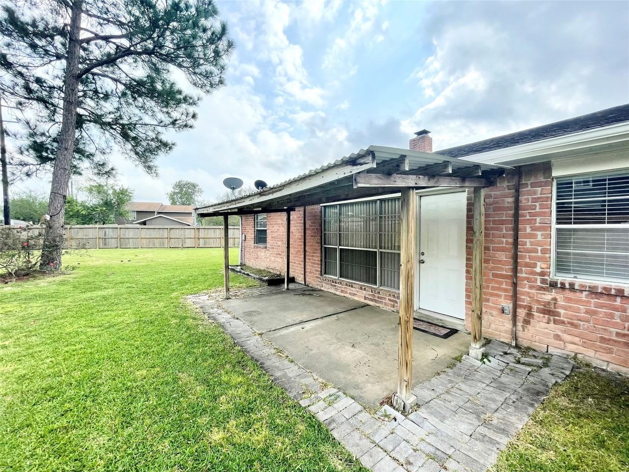 10019 Richtown Ln #10019 - Photo 5 of 37