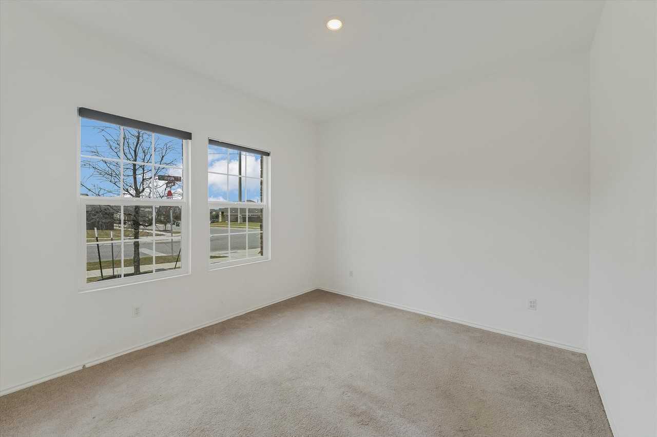 1148 Toyah Dr #1148 - Photo 2 of 26