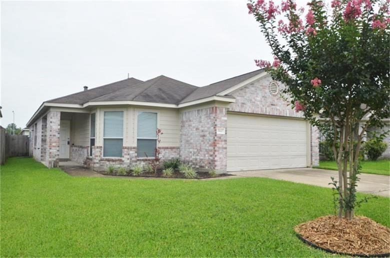 19607 Swan Valley Dr #19607 - Photo 2 of 21