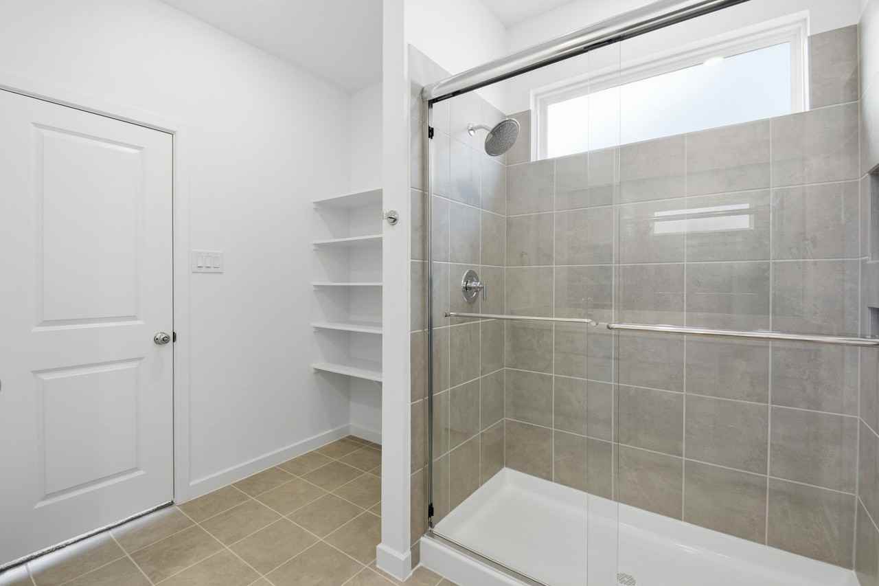 21535 Banpo Bend Dr #21535 - Photo 4 of 32