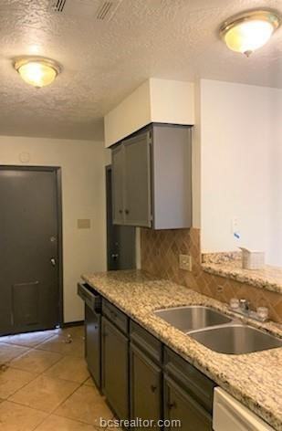 1224 S Dexter Dr #1224 - Photo 4 of 6