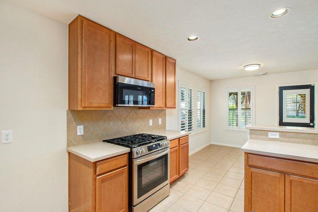 22110 Field Green Dr #22110 - Photo 7 of 19