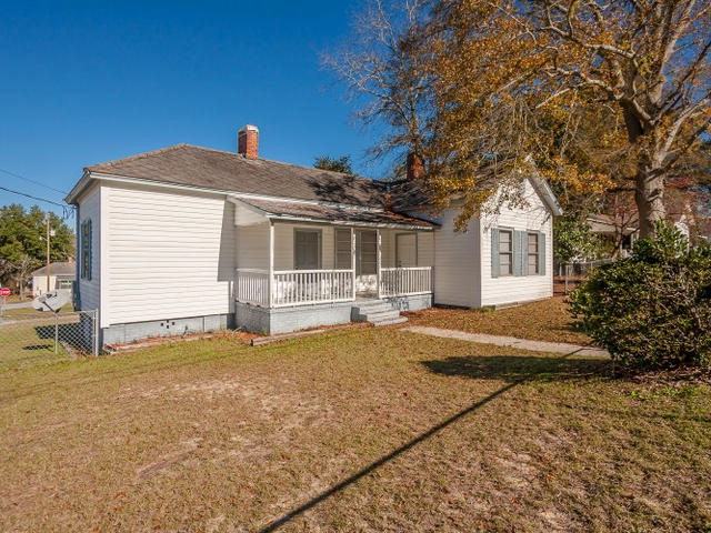 139 Simonds St - Photo 2 of 21