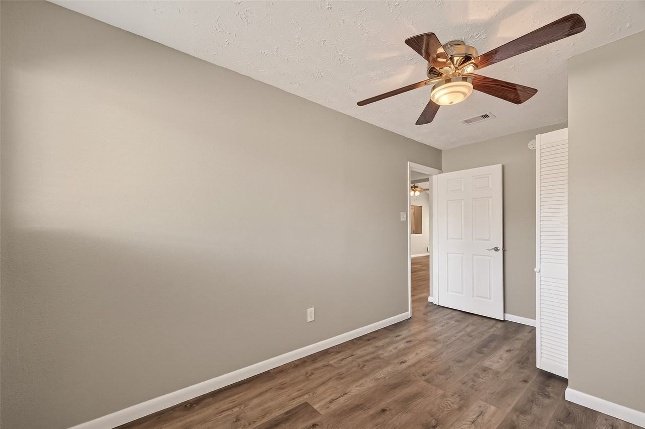 17043 Coachmaker Dr #17043 - Photo 3 of 41