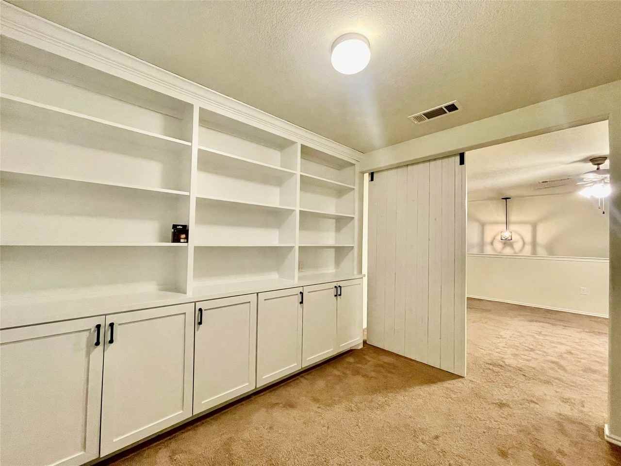 4610 Champions Landing Dr #4610 - Photo 3 of 38