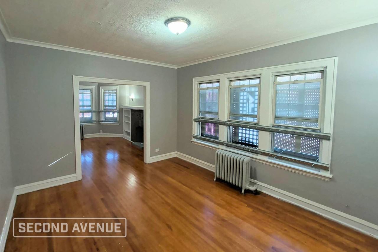 7114 S Claremont Ave - Photo 4 of 14