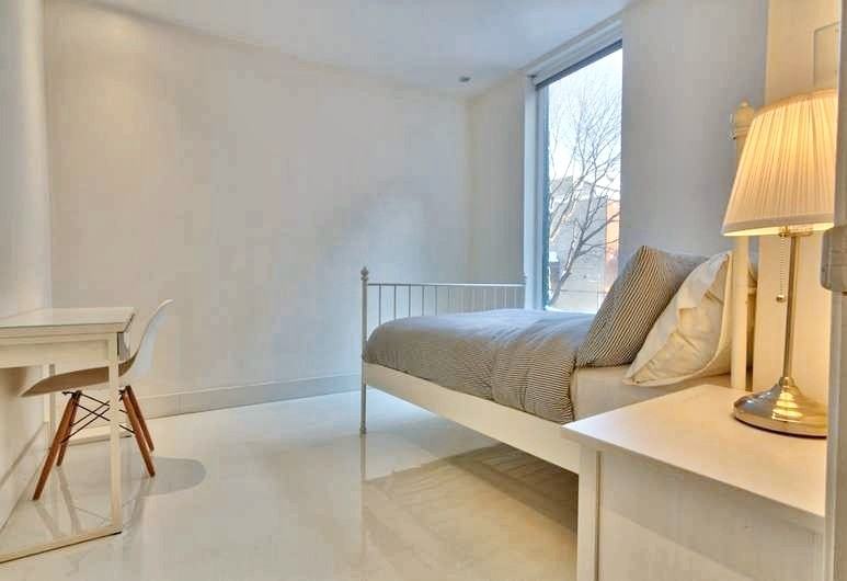 3917 Rue Saint-Denis - Photo 6 of 9