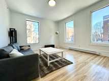 1103-1105 Avenue Laurier West - Photo 1 of 1