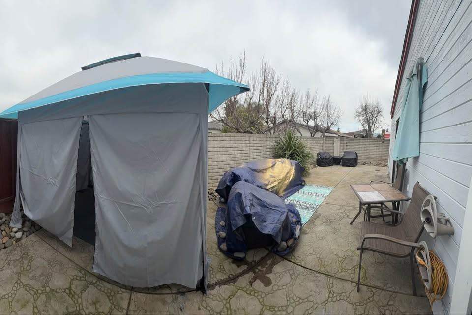 27 Town Square Place - Photo 5 of 8