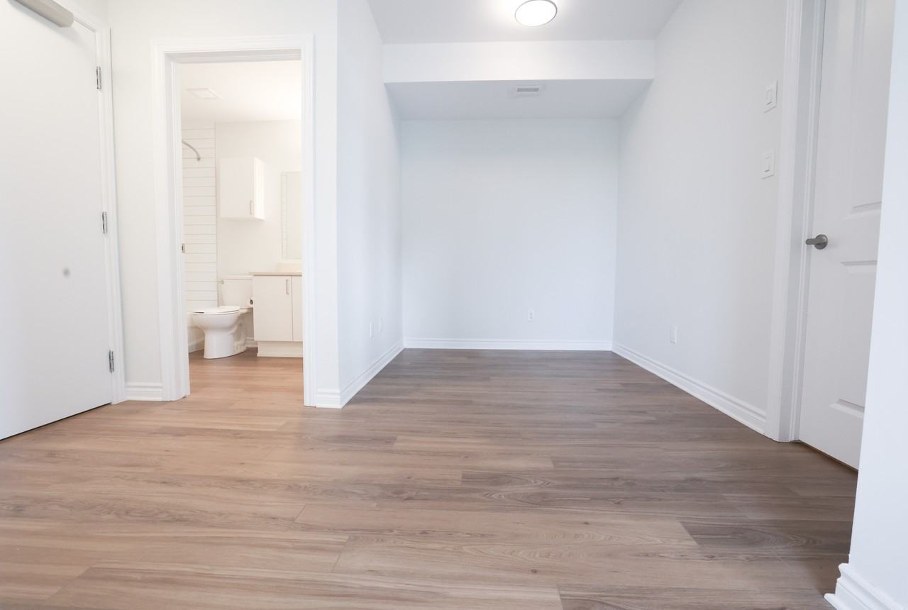 330 Livery Street #206-L - Photo 4 of 10