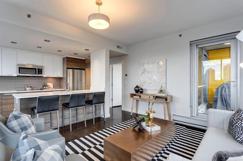 235 9a St Nw - Photo 4 of 20