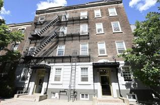 BSF - 3639 rue Sainte-Famille - Photo 1 of 1