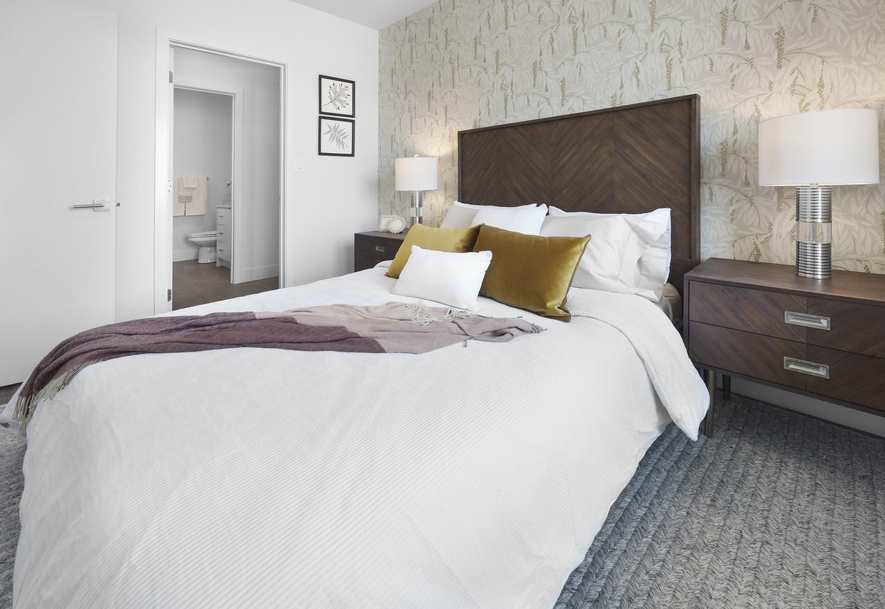 Lakeview at Bellevue Village - Photo 4 of 48