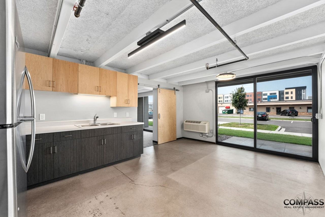 The Howard Apartments - Photo 4 of 50