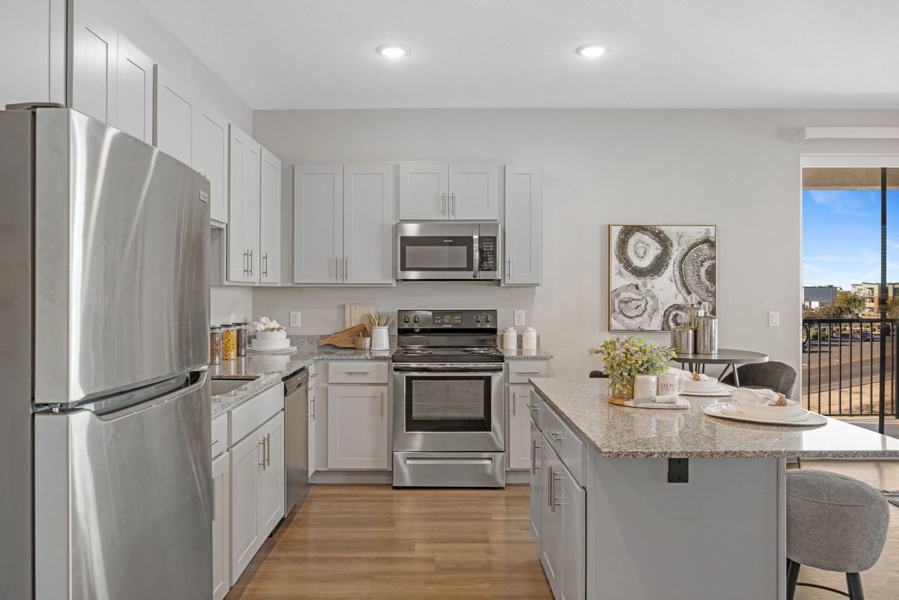 Copa Flats - Photo 5 of 50