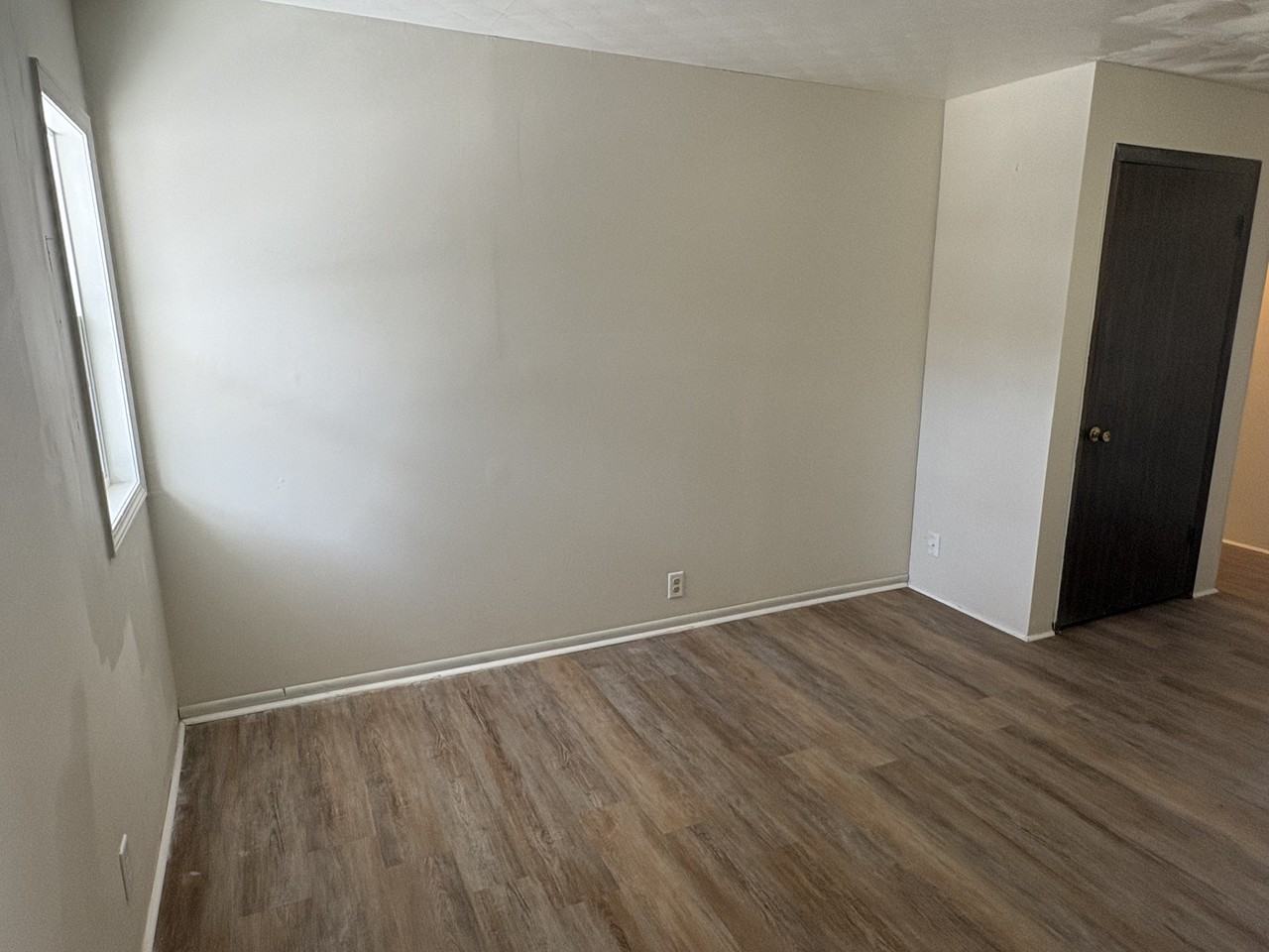 2719 West Radan Court #6 - Photo 4 of 13