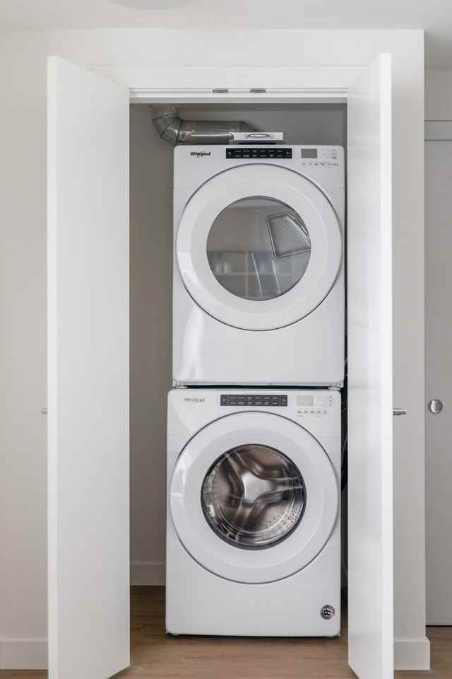 2075 West 12th Avenue - Photo 3 of 5