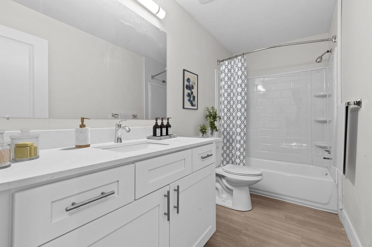 The Townhomes of Canton - Photo 5 of 28