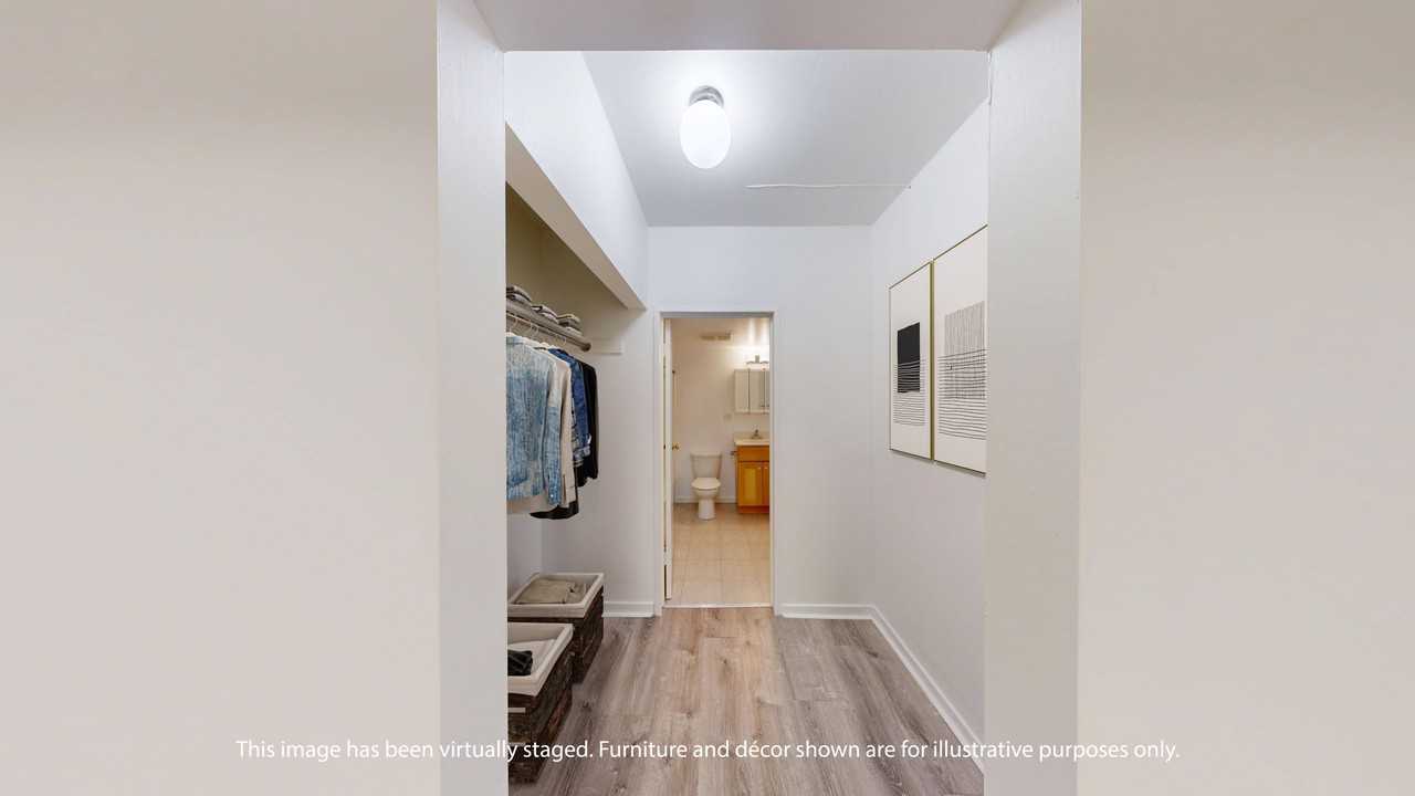 1900 Washington Street - Photo 6 of 13