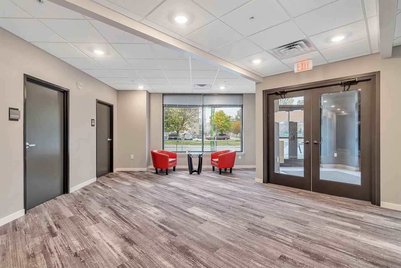 Metro Place Apartments - Photo 5 of 13