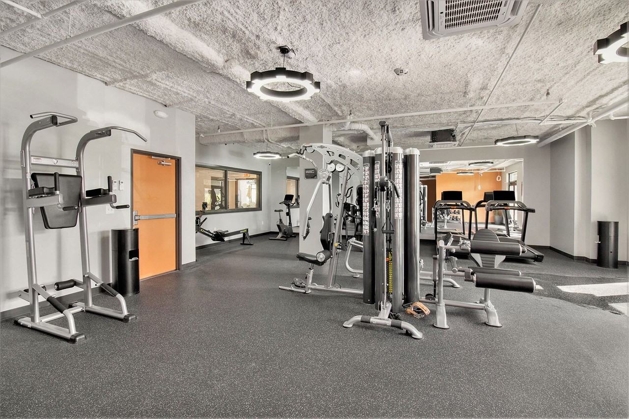 Metro Place Apartments - Photo 7 of 13