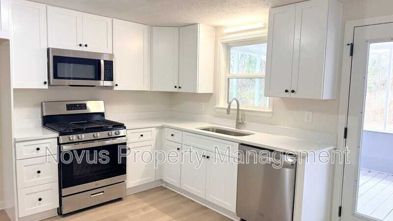 105 Woodbine Dr - Photo 6 of 16