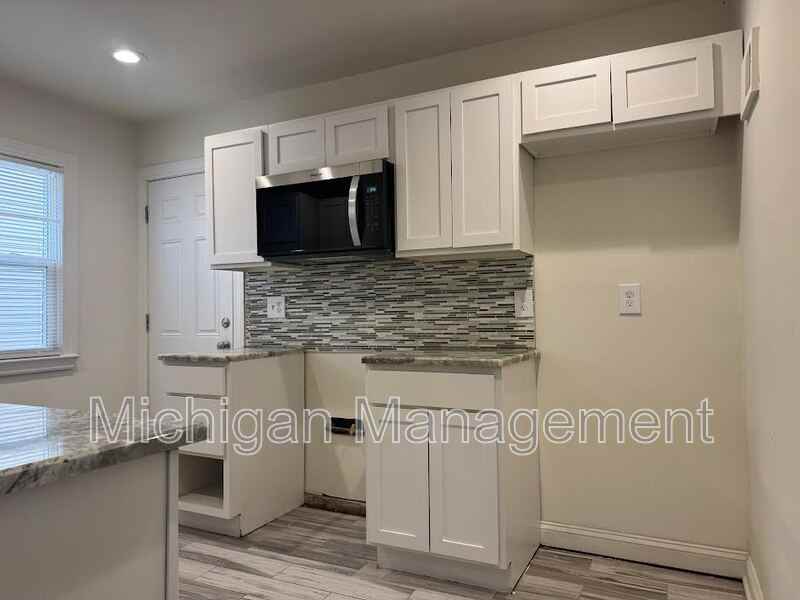 17164 Northlawn St - Photo 6 of 16