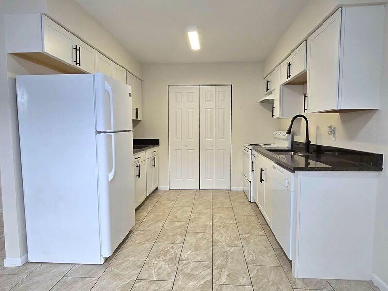 1738 E Fern Rd #1736 - Photo 6 of 15