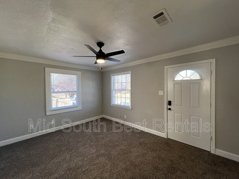 2193 Piedmont Ave - Photo 2 of 12