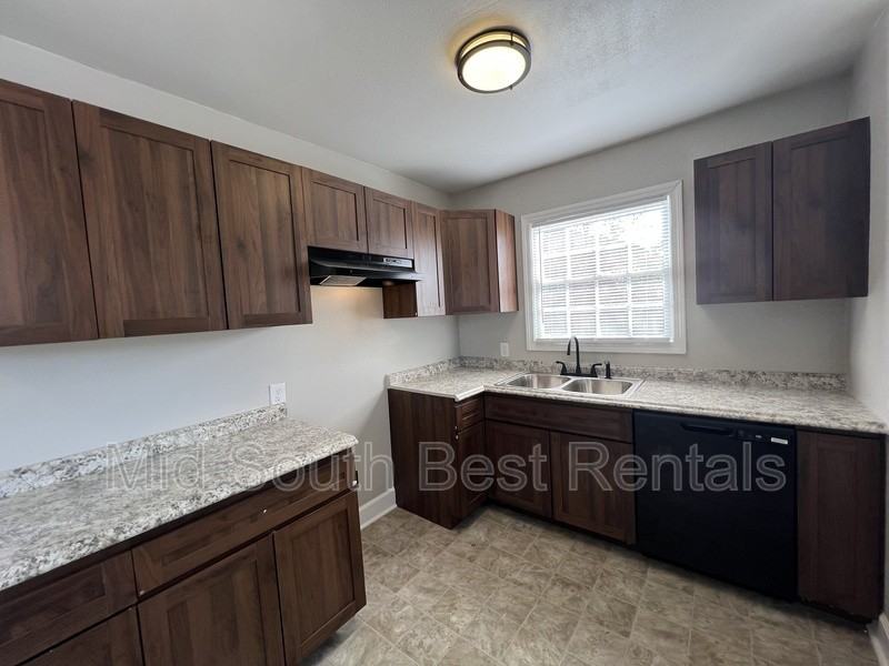 2193 Piedmont Ave - Photo 4 of 12