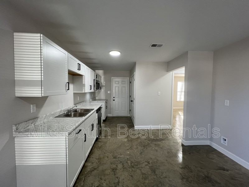 252 Dixie Rd - Photo 5 of 14