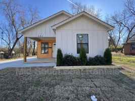 featured image of 341 Dixie Rd