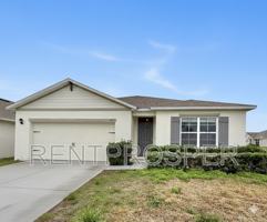 featured image of 3005 Country Club Cir