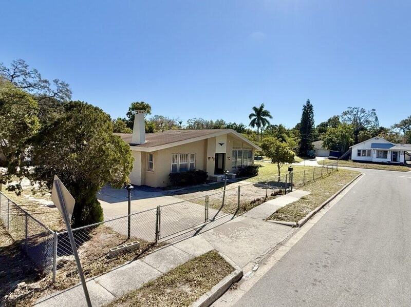 1013 23rd St W - Photo 7 of 50