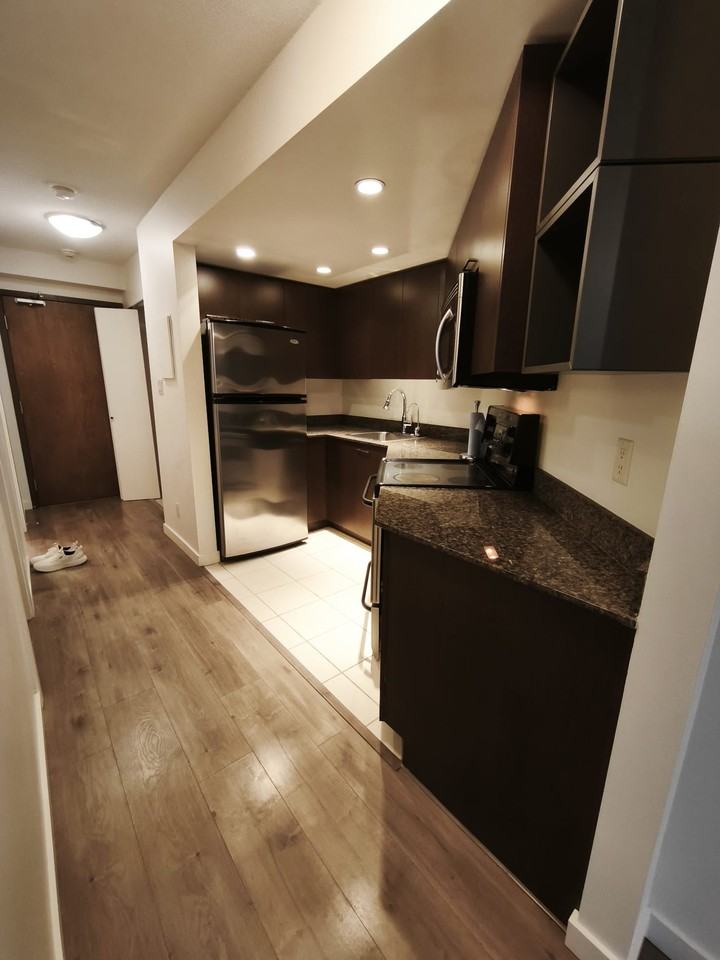 1212 Howe St - Photo 2 of 8