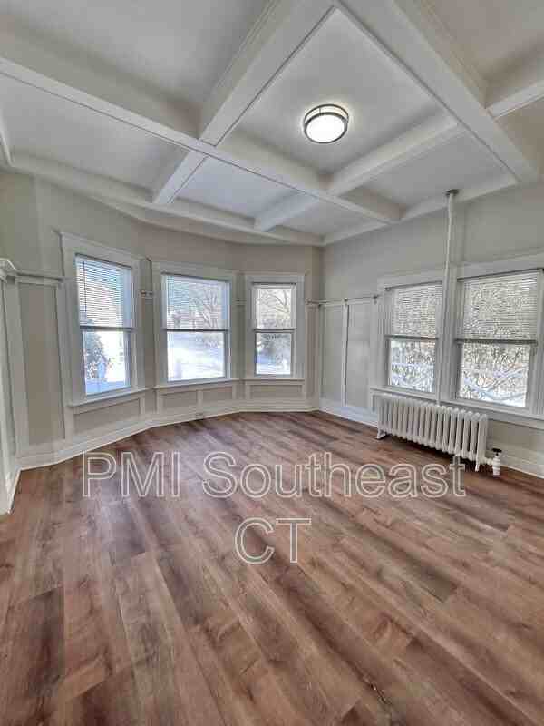 26 Kinney Ave - Photo 5 of 32