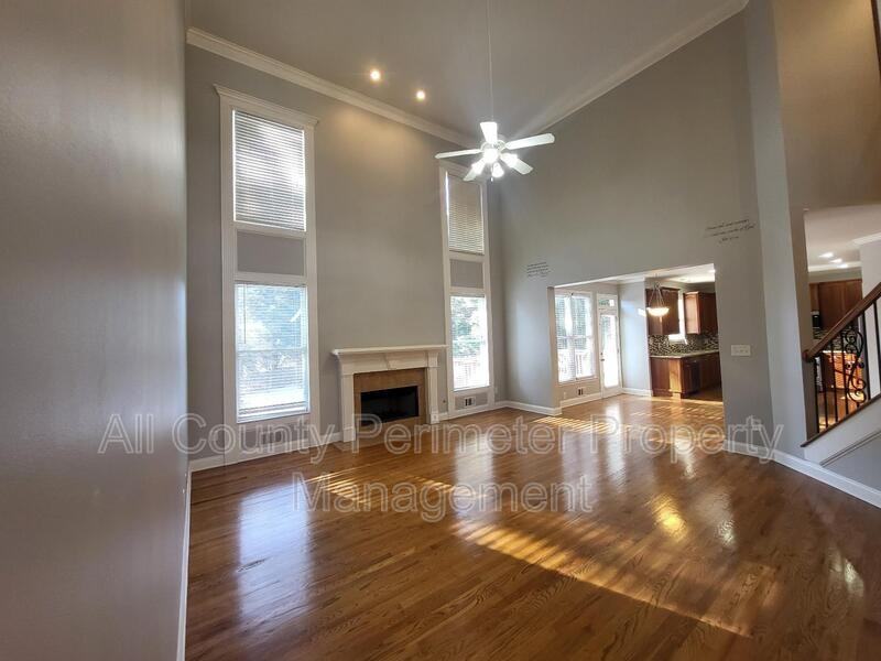 1328 Whisperwood Ln - Photo 5 of 46