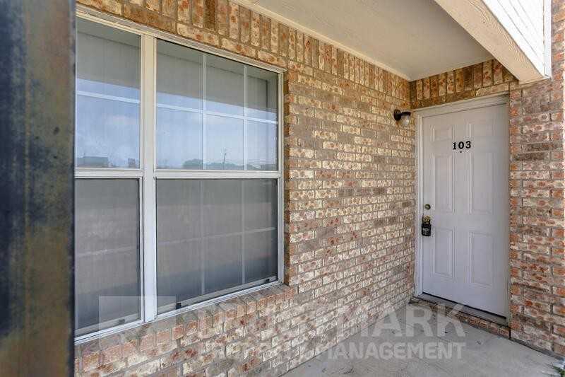 700 S Amy Ln #103 - Photo 3 of 15