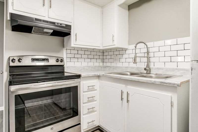 3054 N 58th St #4 - Photo 6 of 10