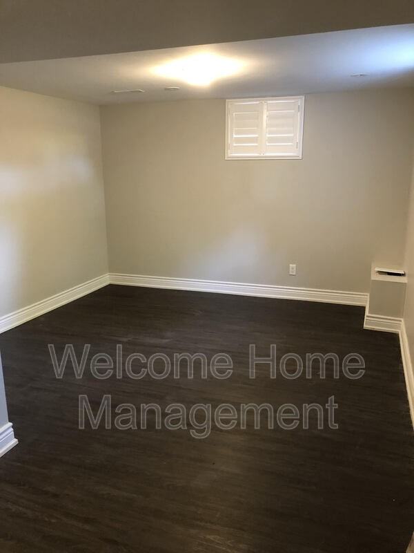 322 East 17th St - Photo 5 of 10