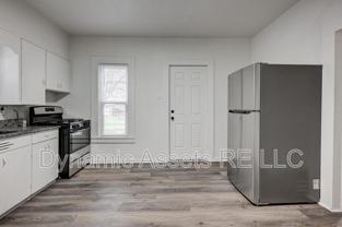 510 W 3rd St #A - Photo 1 of 1