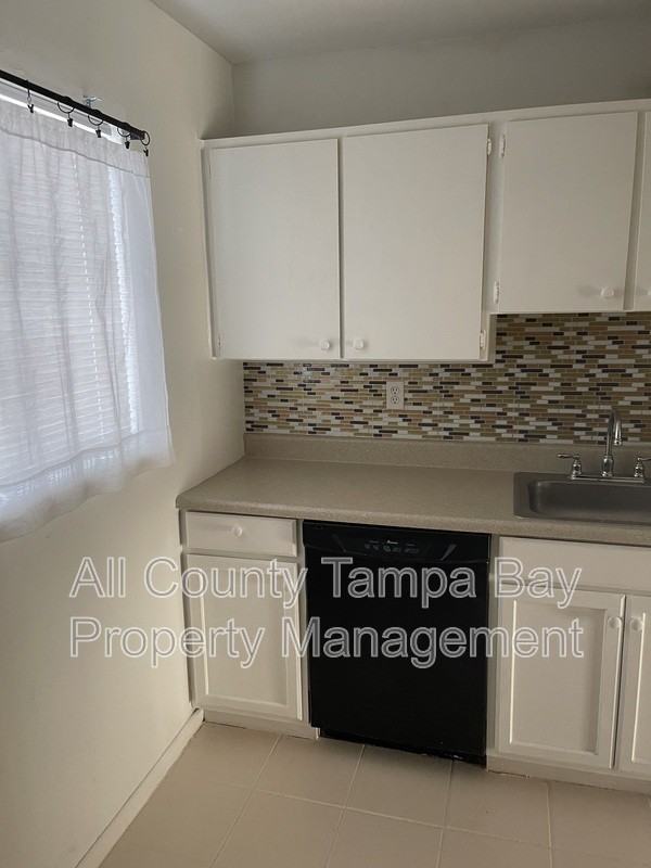 4415 Dylan Loop #176 - Photo 4 of 16