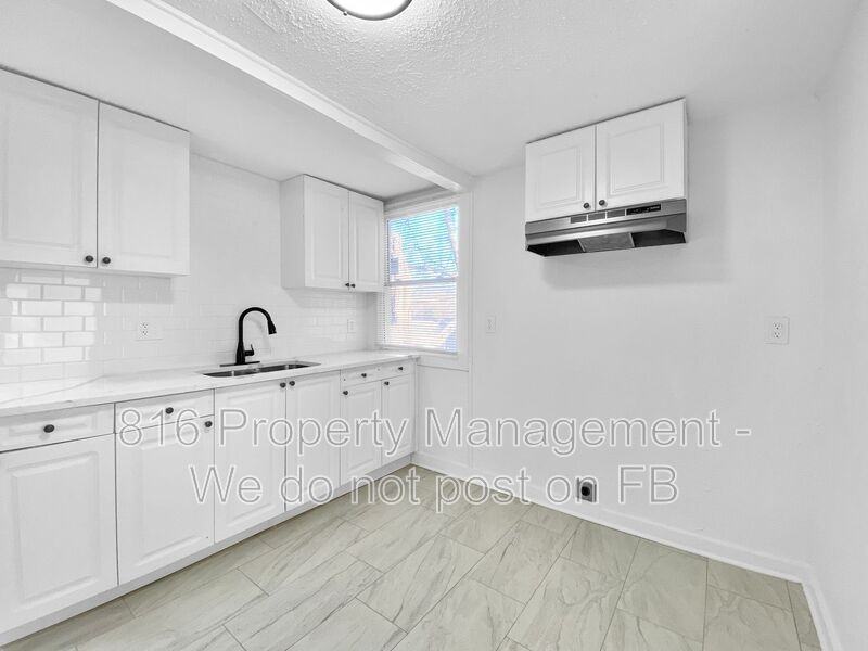 4802 Locust Ave - Photo 2 of 15