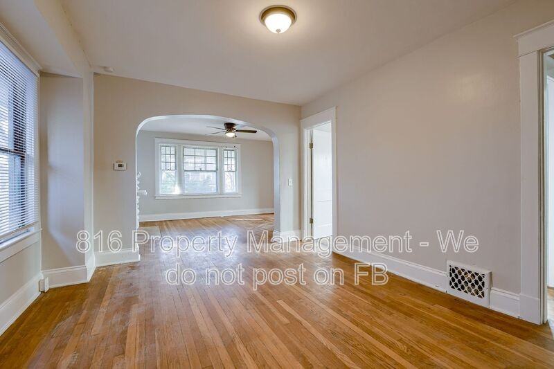 3935 Agnes Ave - Photo 3 of 34