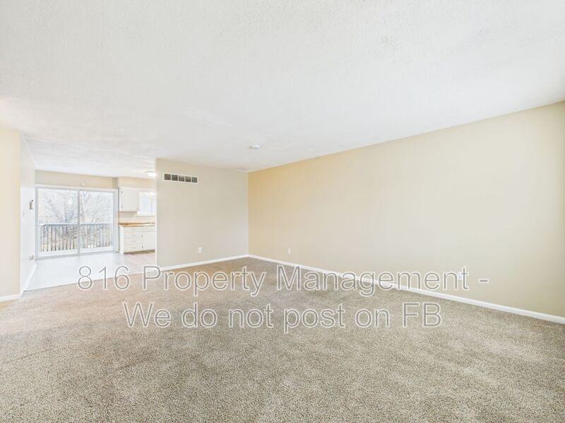 131 S Crescent Ave - Photo 2 of 24