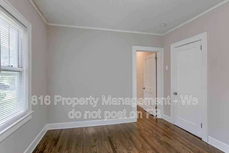 2431 E 68th St - Photo 6 of 24