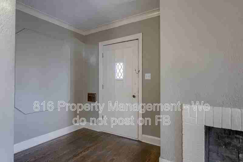 2819 E 63rd St - Photo 3 of 25